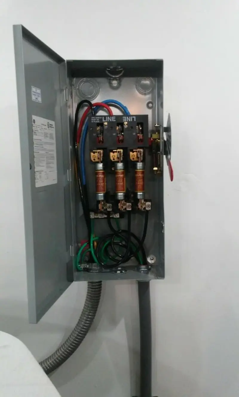 Three-phase disconnect switch installed for Smoke Detector Installation in Lochmoor Waterway Estates